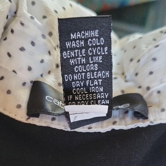 Cable & Gauge Black and White Silk Blend V-neck Sweater With Faux Shirt - Picture 6 of 6